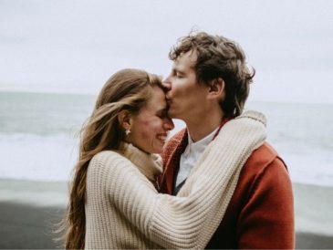 Signs Your Ex Is Becoming Interested Again