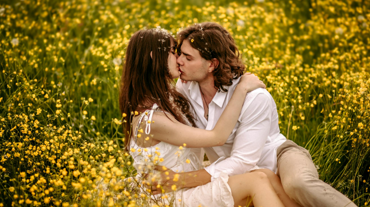 Pisces Woman and Gemini Man Compatibility