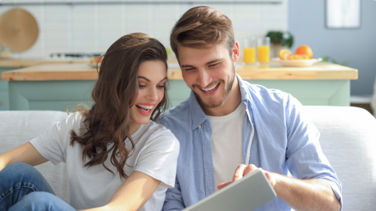 Cancer Man and Leo Woman Compatibility