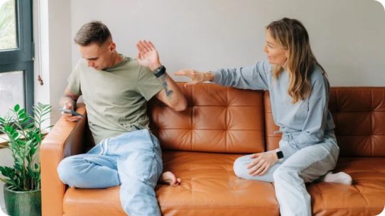Anxious-Avoidant Relationship: Why It Hurts and How to Heal
